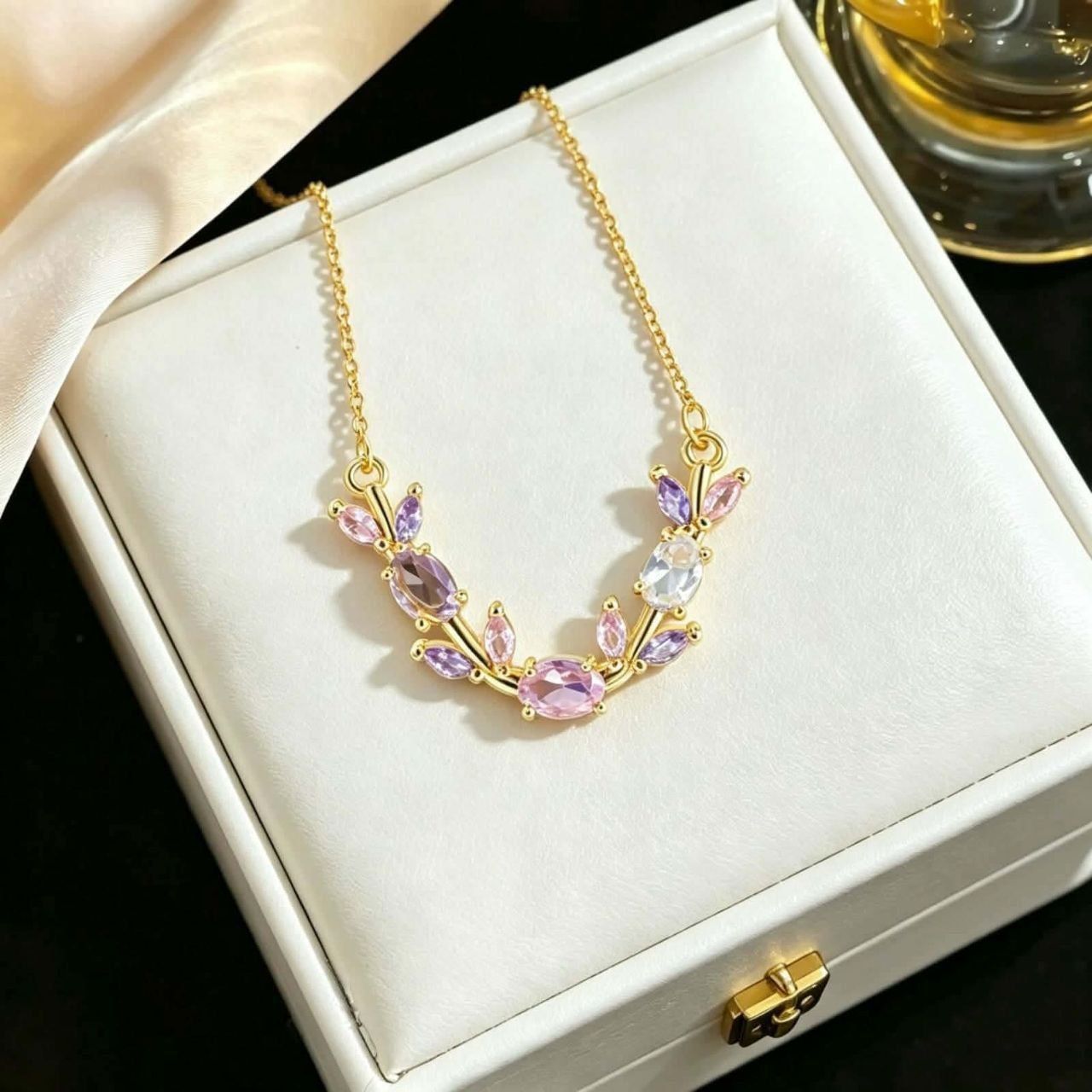 Elegant Crystal Blossom Pendant Necklace – Gold Plated Luxury Jewelry